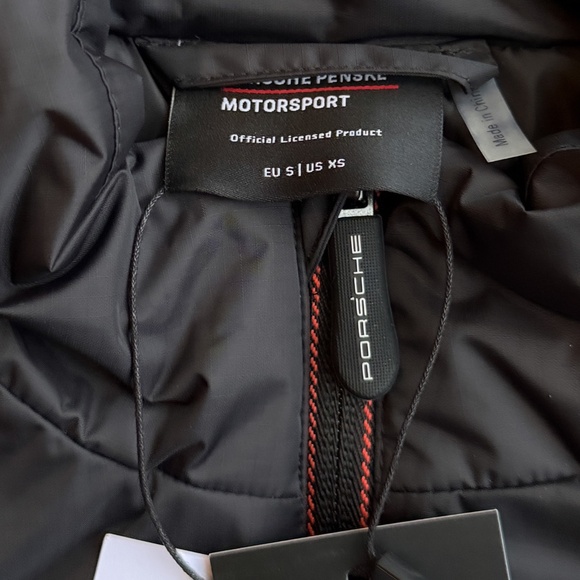 Porsche original vest (mens XS) - Picture 3 of 5